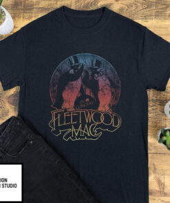 Fleetwood Mac T-Shirt In Concert Two Penguin T-Shirt