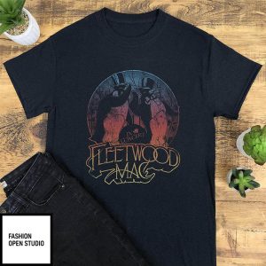 Fleetwood Mac T-Shirt In Concert Two Penguin T-Shirt