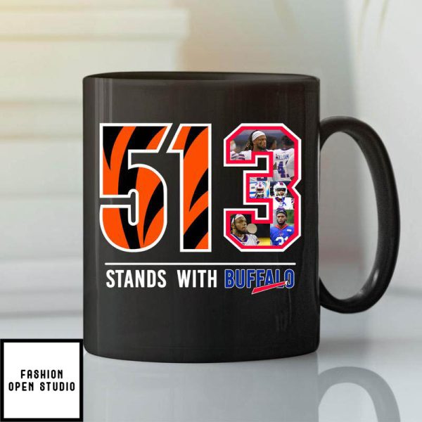 513 Stands With Buffalo Black Mug