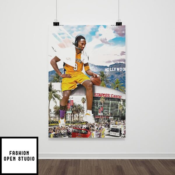 Kobe Bryant In Staples Center Poster