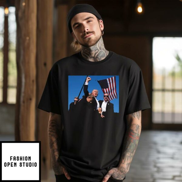 Trump Shooting T-Shirt (This Photo Is Too Iconic For A Need Of Extra Text)