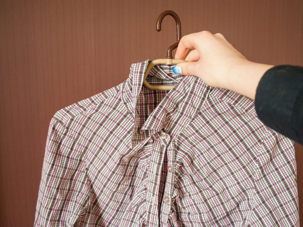 How to Iron a Shirt 1