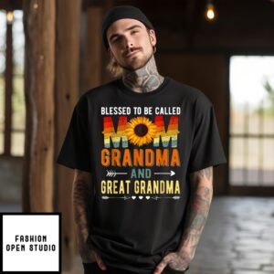 Sunflower Blessed To Be Called Mom Grandma And Great Grandma Vintage T-Shirt