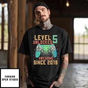 Game Pad Level 5 Unlocked Awesome Since 2019 Vintage T-Shirt