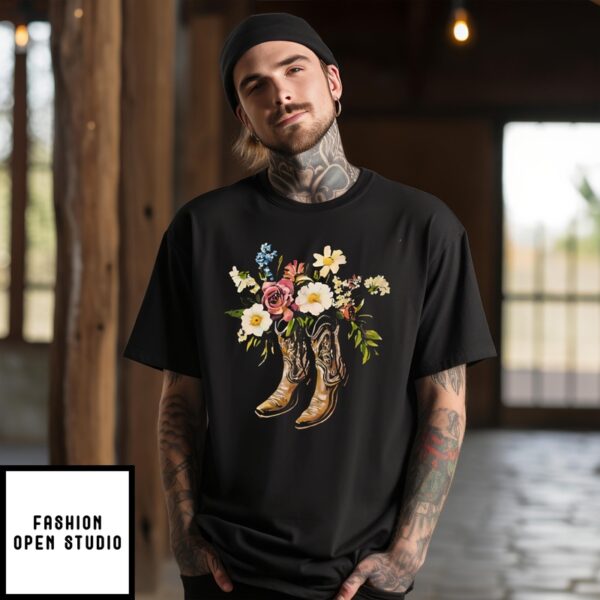 Boots Floral Vintage 2024 T-Shirt