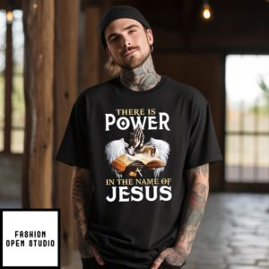 Pray There Is Power In The Name Of Jesus 2024 Vintage T-Shirt