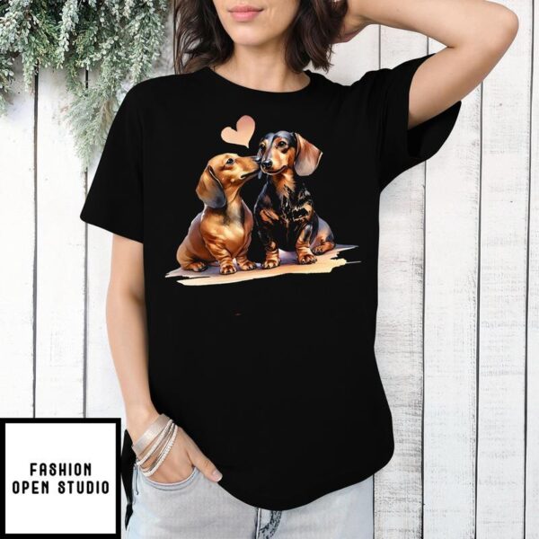 Couple Dachshund Kissing Valentine T-Shirt