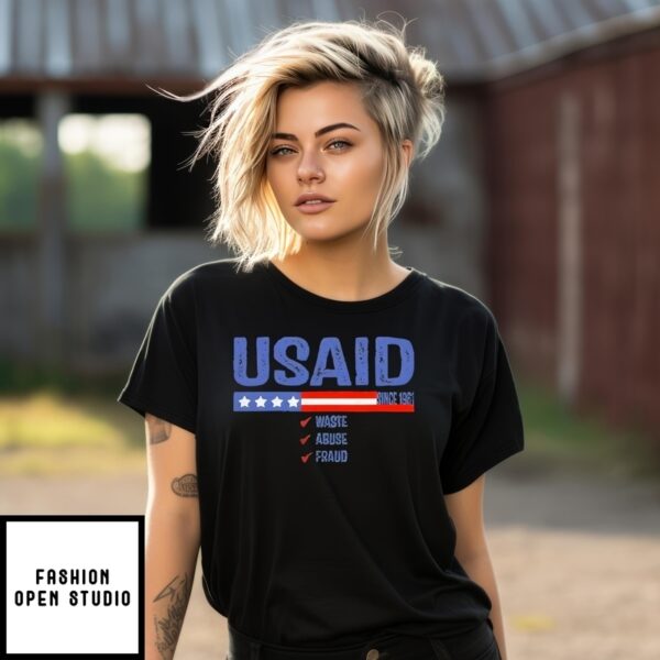 D.O.G.E Usaid Waste Abuse Fraud Since 1961 T-Shirt