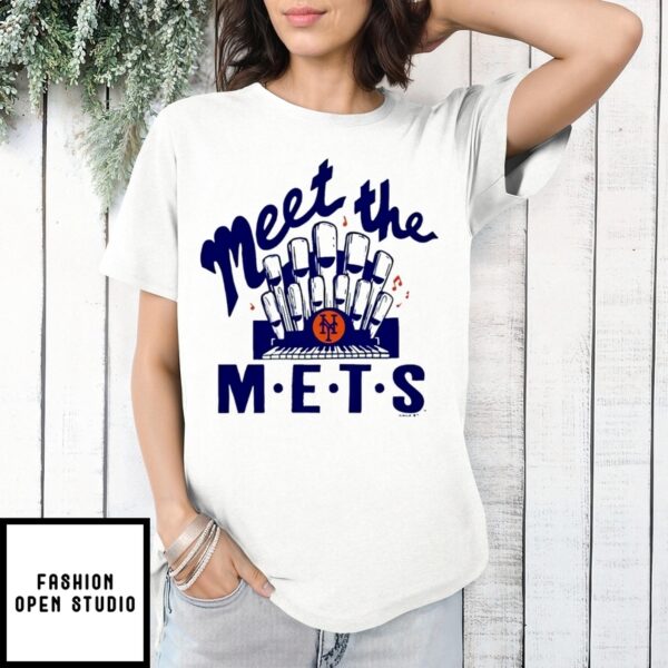 New York Mets Met The Mets Friends 2025 T-Shirt