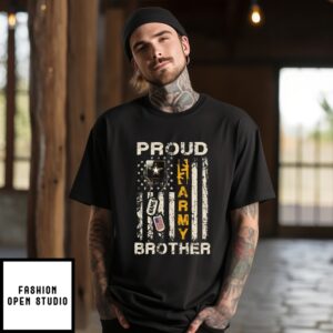 Custom Proud Army Family Mom Dad Brother Sister Papa T-Shirt