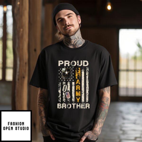 Custom Proud Army Family Mom Dad Brother Sister Papa T-Shirt