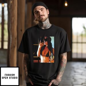 Kylie Jenner Knicks Hat Photo T-Shirt