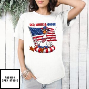 Red White And Goose Fishing Boho Patriotic Floral Fourth Of July Retro America T-Shirt