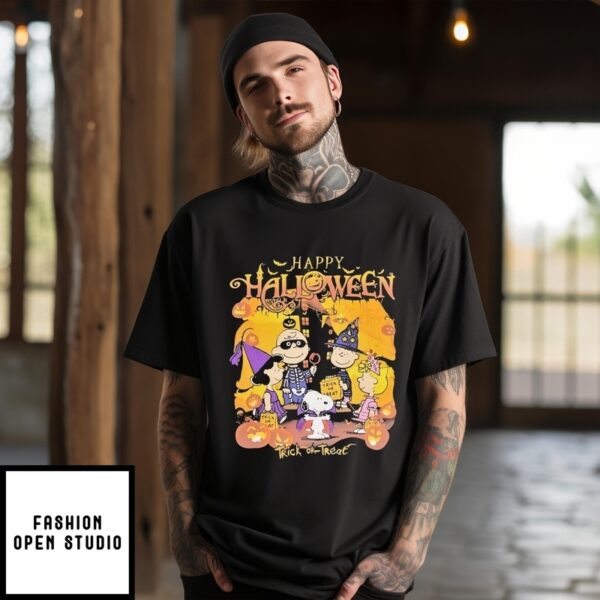 The Peanuts Snoopy &Amp Gang Happy Halloween Trick Or Treat T-Shirt