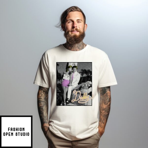 Trump Daddy Hug Girl Graphic T-Shirt