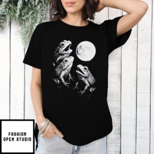 Frogs Howling To Moon T-Shirt