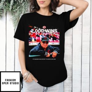 Tito Francona 2K 13Th Manager In Mlb History To Achieve 2000 Wins Signature T-Shirt