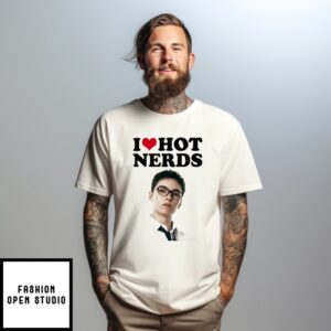 Vernon I Heart Hot Nerds T-Shirt