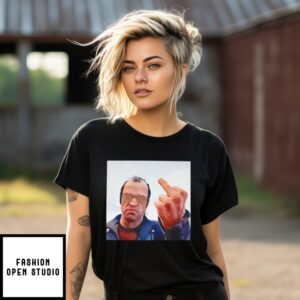 Trevor Phillips Middle Finger Characters In Grand Theft Auto V T-Shirt