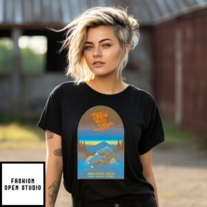 Boulder Co Event Circles Around The Sun And Mikaela Davis Aug 28 2025 Poster T-Shirt