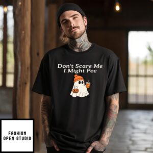 Don’T Scare Me I Might Pee Halloween Pregnant Ghost T-Shirt
