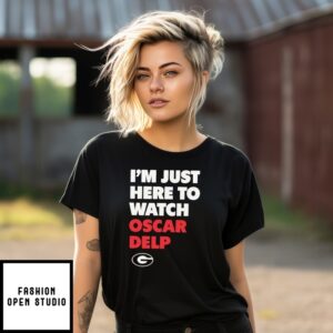 I Just Here To Watch Oscar Delp Georgia Bulldogs T-Shirt