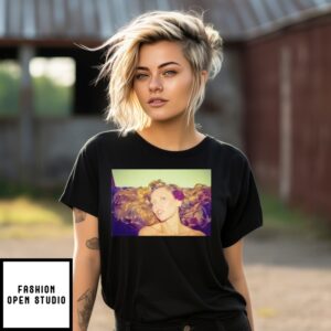 Miley Cyrus Sends Flowers And A Handwritten Screets T-Shirt