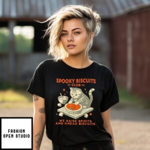 Spooky Biscuits Club We Raise Spirits And Knead Biscuits Cat Halloween T-Shirt