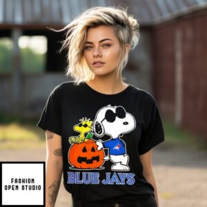 Toronto Blue Jays Snoopy Woodstock Pumpkin Halloween T-Shirt