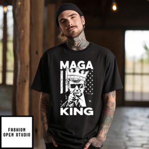 Maga King Donald Trump Cown 2025 Vintage T-Shirt