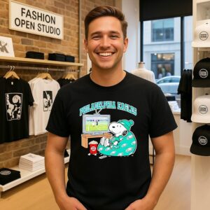 Philadelphia Eagles Snoopy Cozy Game Day Peanuts T-Shirt
