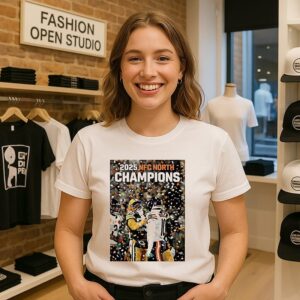 2025 Nfc North Champions Chicago Bears Vs Packers T-Shirt