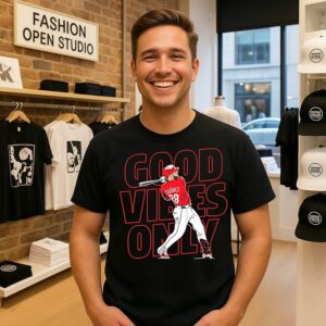Eugenio Suarez Cincinnati Reds Mlb Good Vibes Only T-Shirt