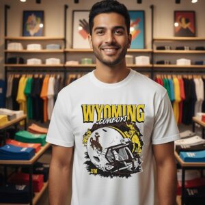 NCAA Football Wyoming Cowboys Vintage Helmet T-Shirt