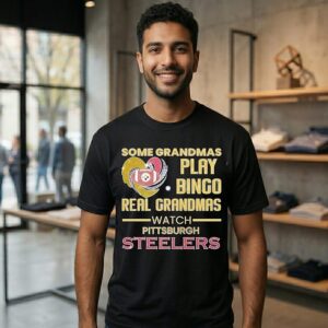 Some Grandmas Play Bingo Real Grandmas Watch Pittsburgh Steelers Diamond Heart T-Shirt