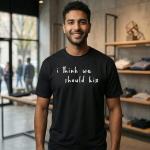 I Think We Should Kiss Vintage T-Shirt