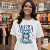 America Statue Of Liberty Blowing Bubble Gum 4th Of July T-Shirt