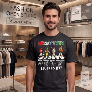 Wisconsin Legends Way Ron Dayne Aaron Rodgers Robin Yount Giannis Antetokounmpo Walk Signatures T-Shirt