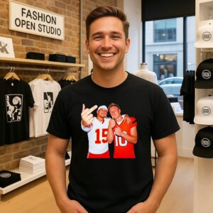 Bo Nix And Patrick Mahomes Middle Finger T-Shirt
