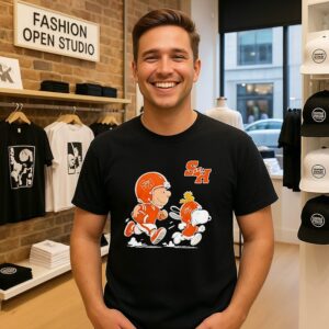 Sam Houston Bearkats X Charlie Brown Woodstock And Snoopy Football Running T-Shirt