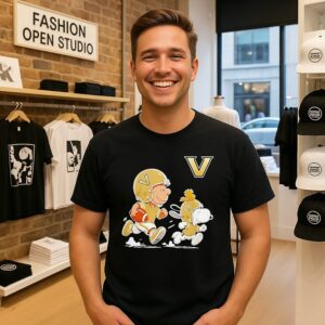 Vanderbilt Commodores X Charlie Brown Woodstock And Snoopy Football Running NCAA T-Shirt