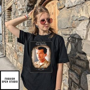 Descanse Em Paz Tom Skerritt 1933 2026 T-Shirt