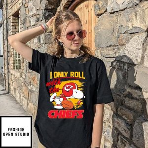 Kansas City Chiefs X Snoopy I Only Roll With The Chiefs T-Shirt