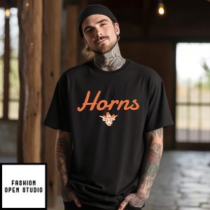 Texas Longhorns Horns Cursive Bevo Longhorn Mascot T-Shirt